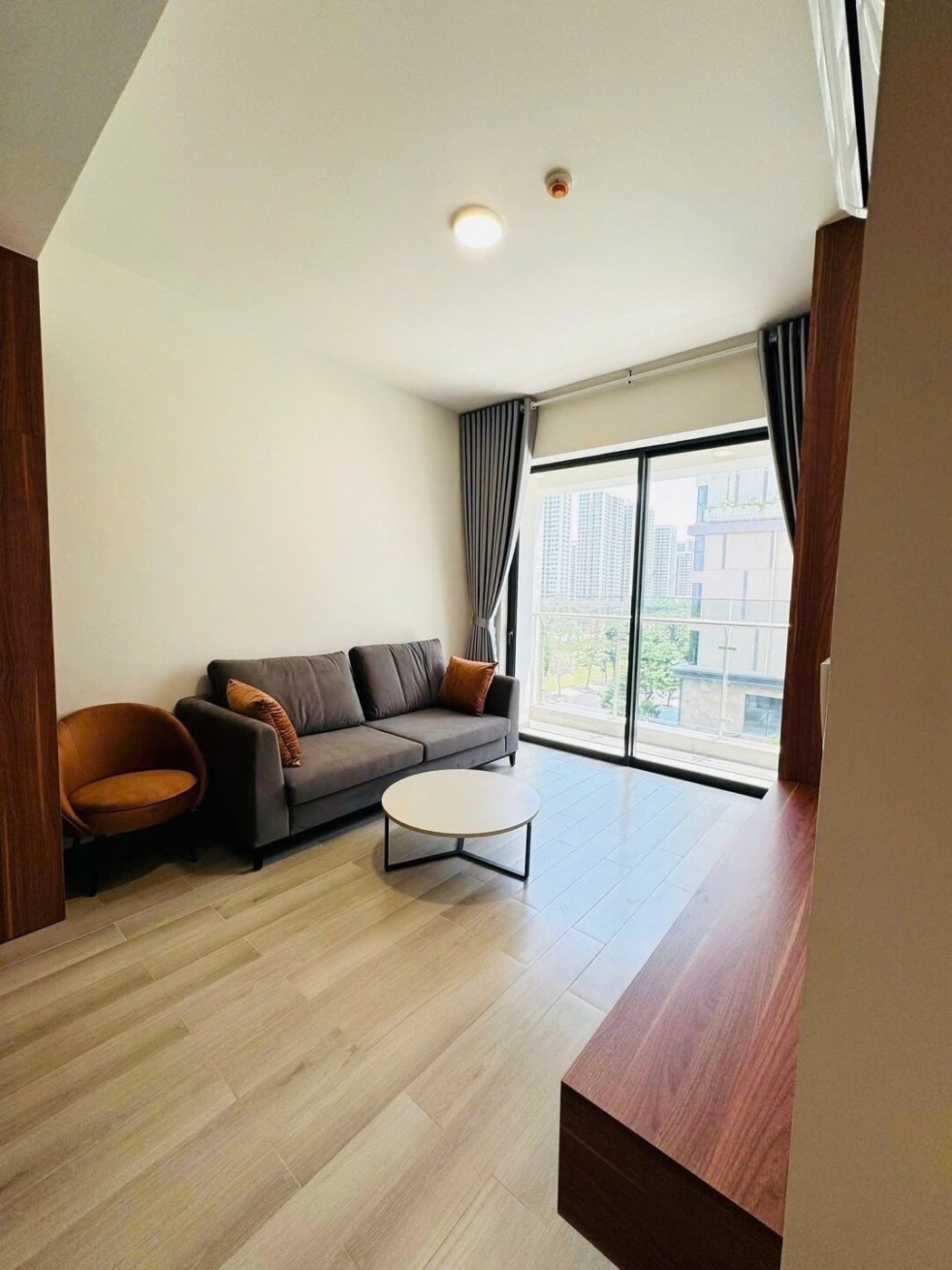 Bán 1 Phòng ngủ Lumierè Boulevard Tòa Daisy