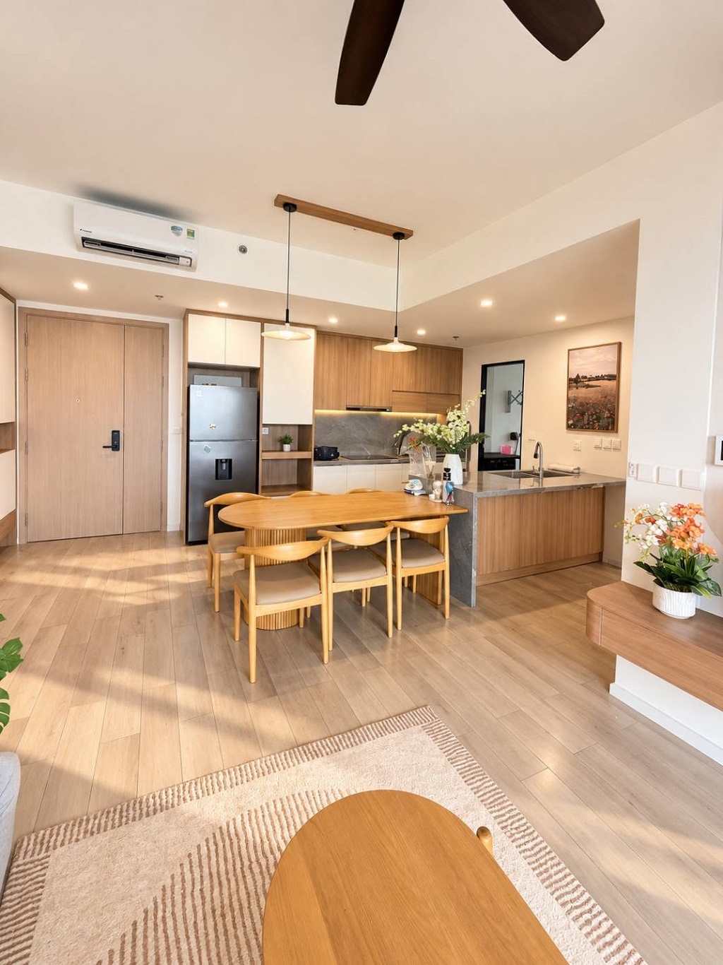 Giá bán 3 phòng ngủ Lumière Boulevard full nội thất